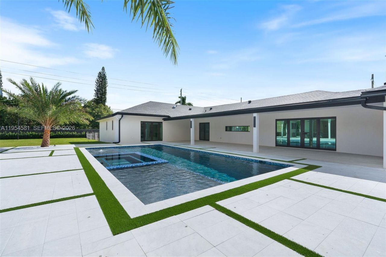 12425 SW 226th St , Miami, FL 33170 Photo