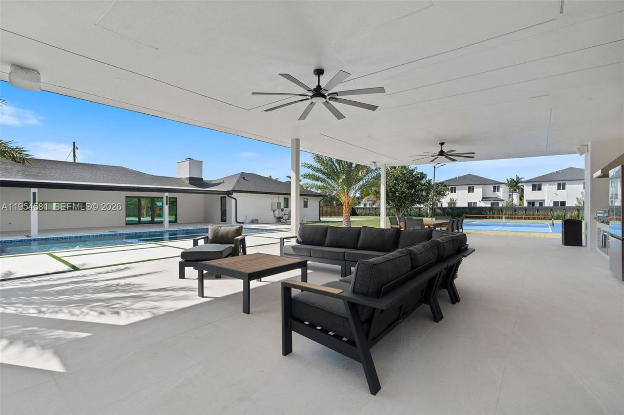 12425 SW 226th St , Miami, FL 33170 Photo