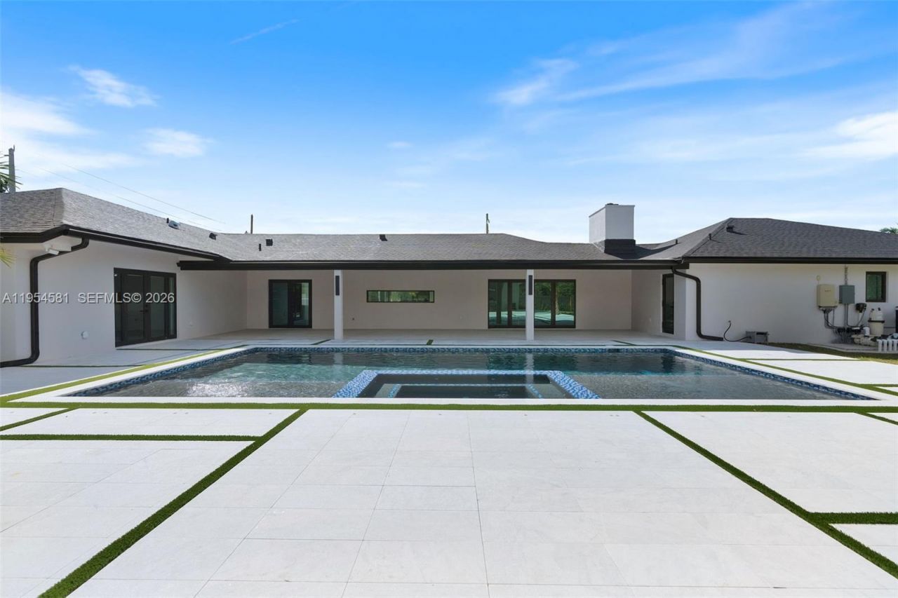 12425 SW 226th St , Miami, FL 33170 Photo