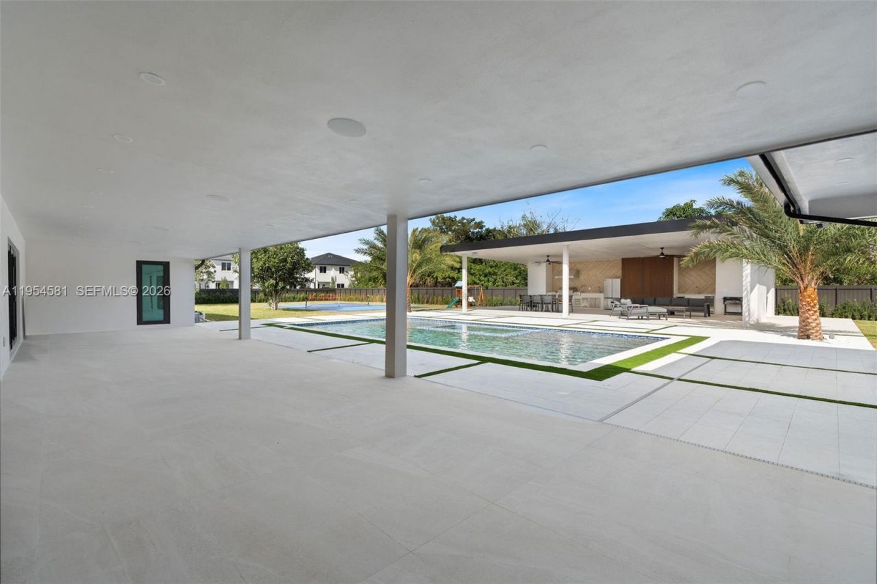 12425 SW 226th St , Miami, FL 33170 Photo