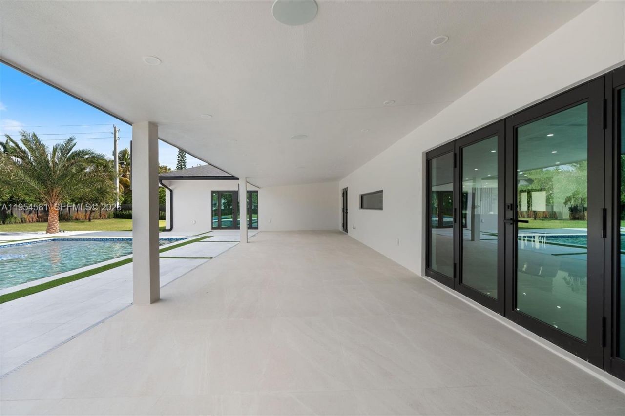 12425 SW 226th St , Miami, FL 33170 Photo