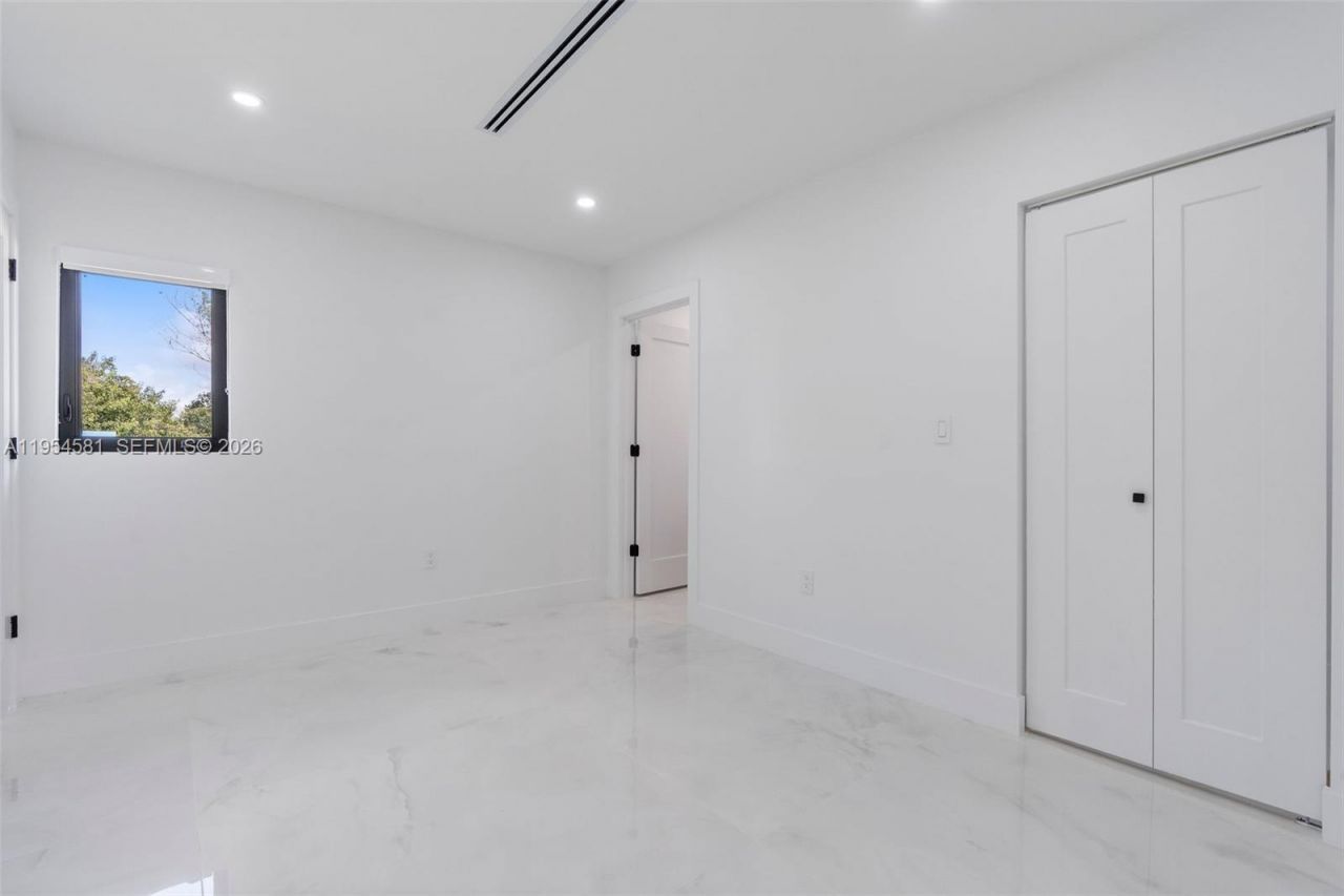 12425 SW 226th St , Miami, FL 33170 Photo