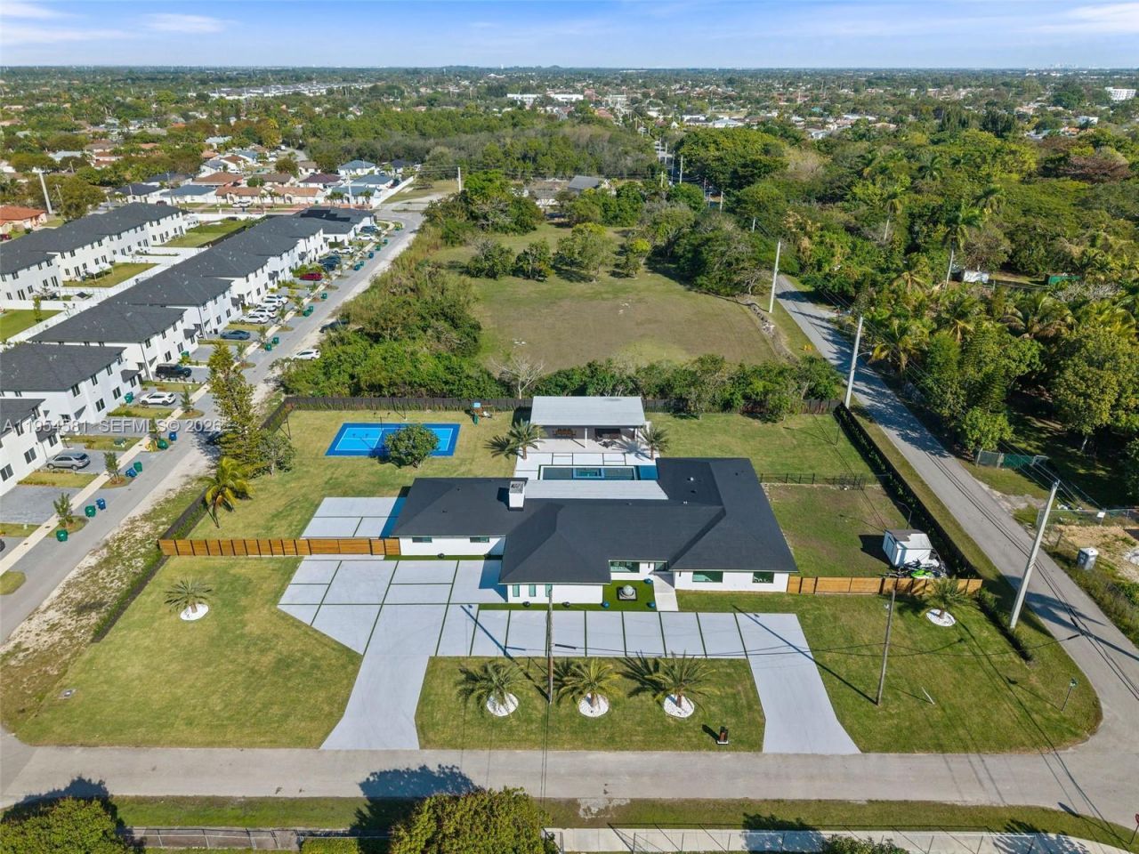 12425 SW 226th St , Miami, FL 33170 Photo