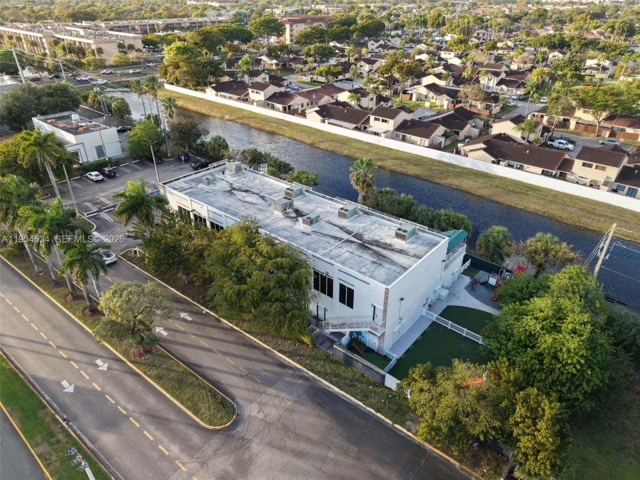 6545 NW 169th St, Hialeah, FL 33015 Photo