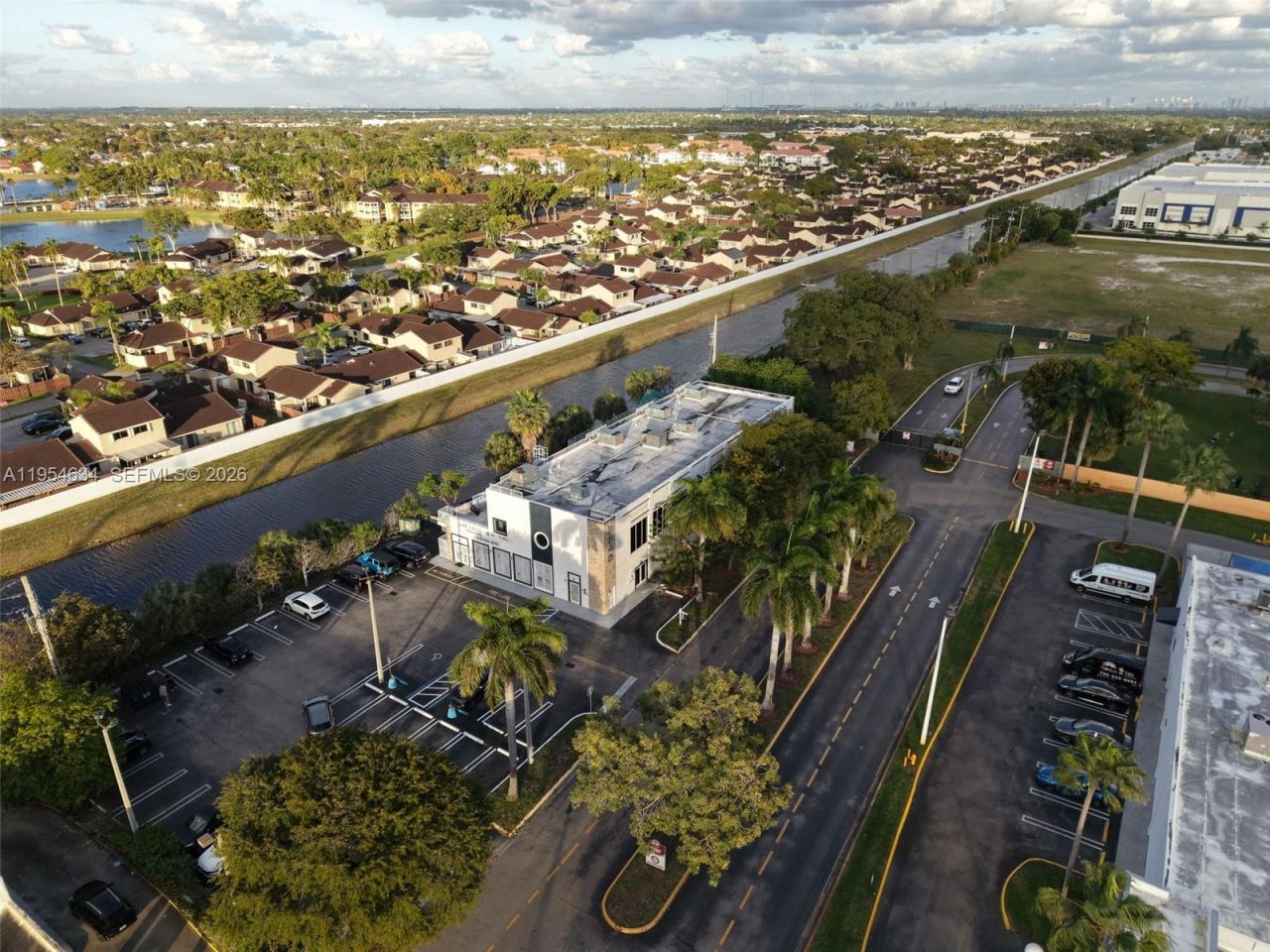 6545 NW 169th St, Hialeah, FL 33015 Photo