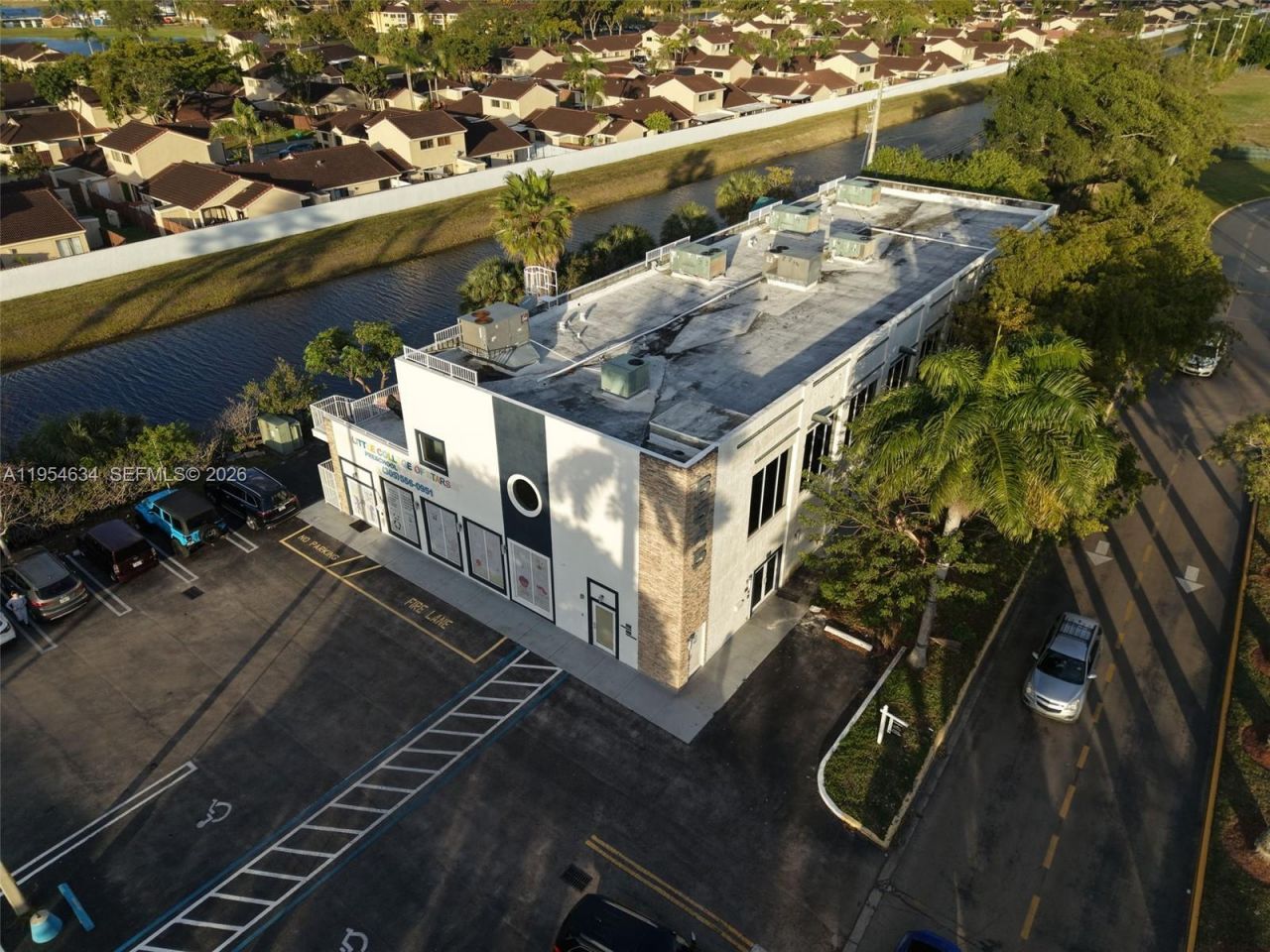 6545 NW 169th St, Hialeah, FL 33015 Photo