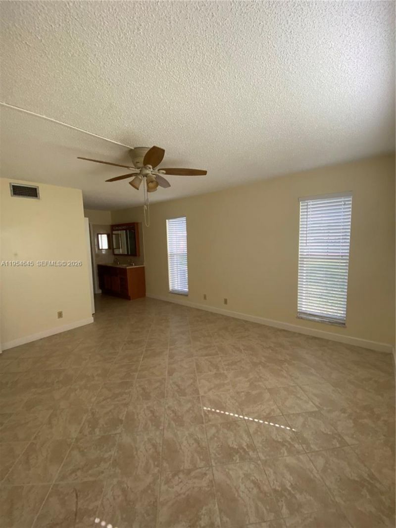 1521 NW 18th Ave, Unit 101, Delray Beach, FL 33445 Photo
