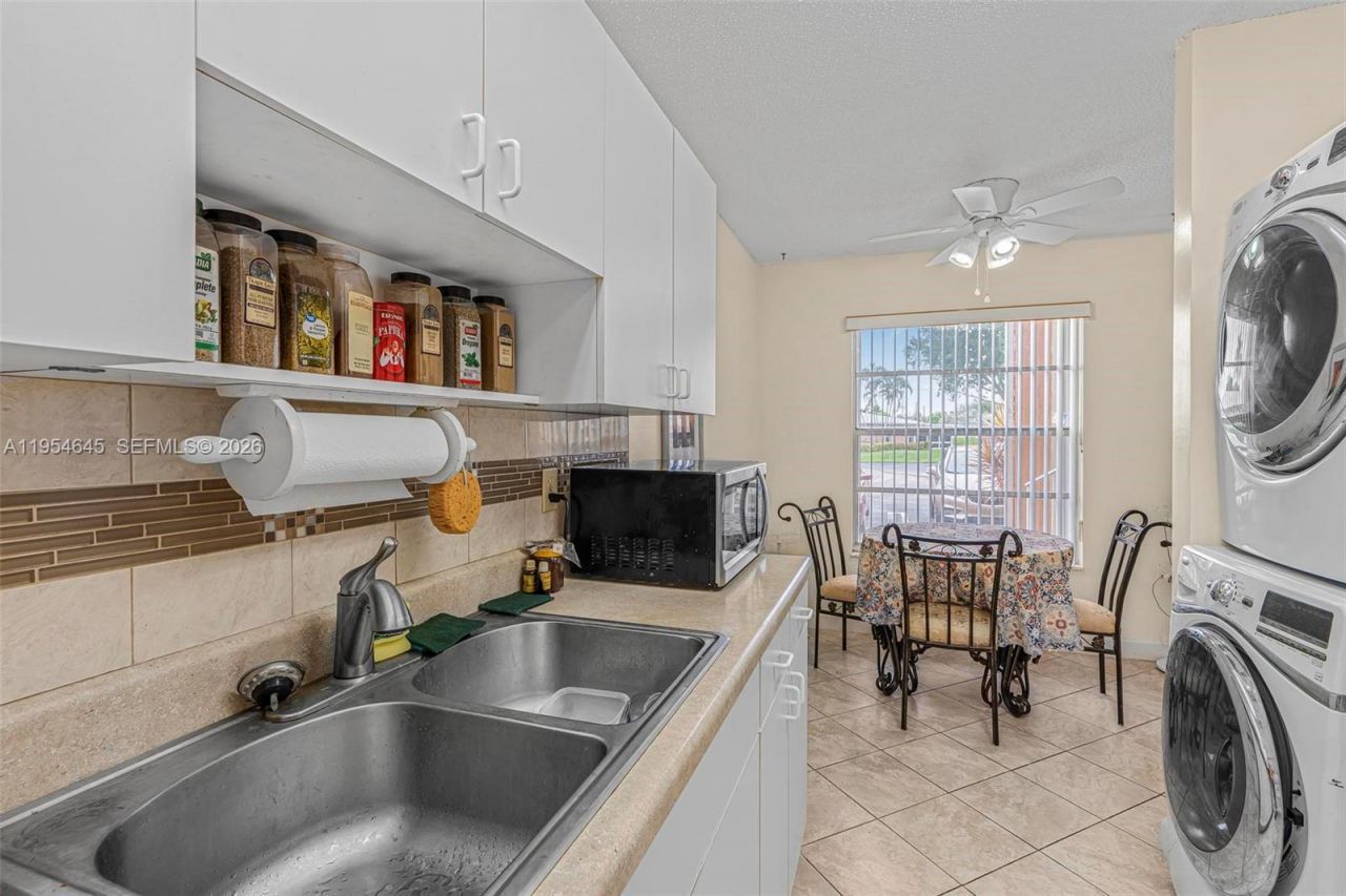 1521 NW 18th Ave, Unit 101, Delray Beach, FL 33445 Photo