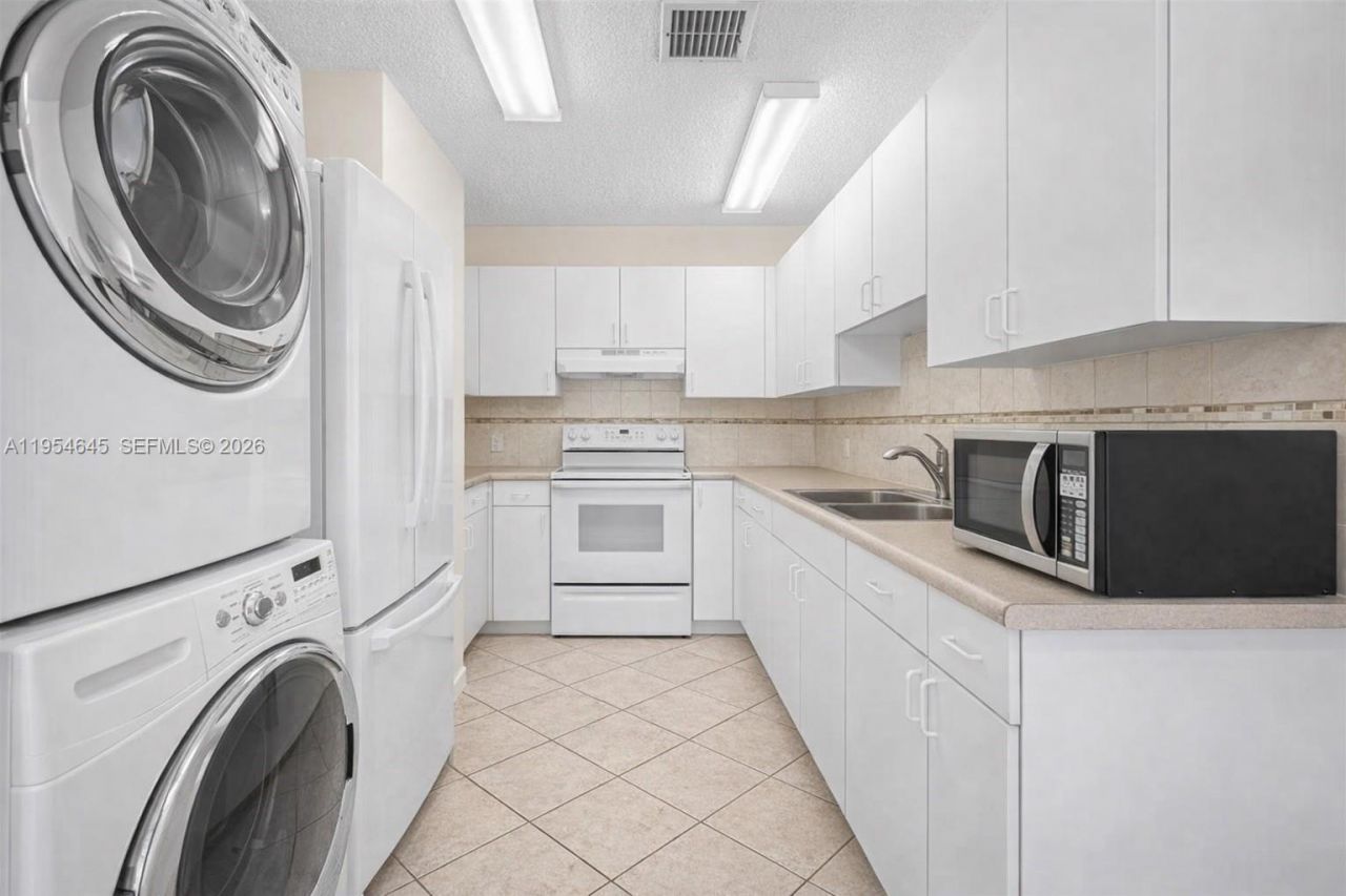 1521 NW 18th Ave, Unit 101, Delray Beach, FL 33445 Photo