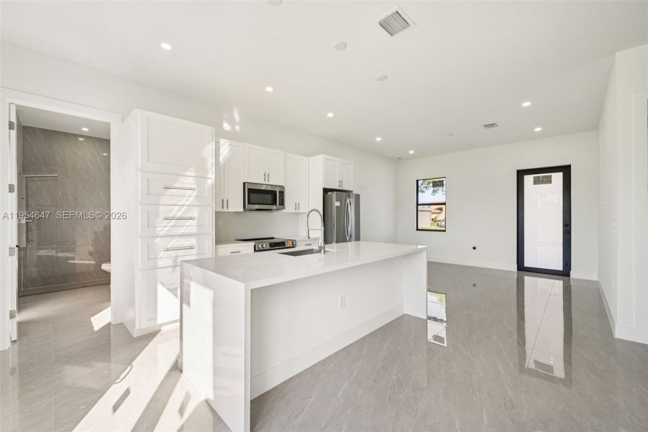 4402 E 19th St, Lehigh Acres, FL 33972 Photo