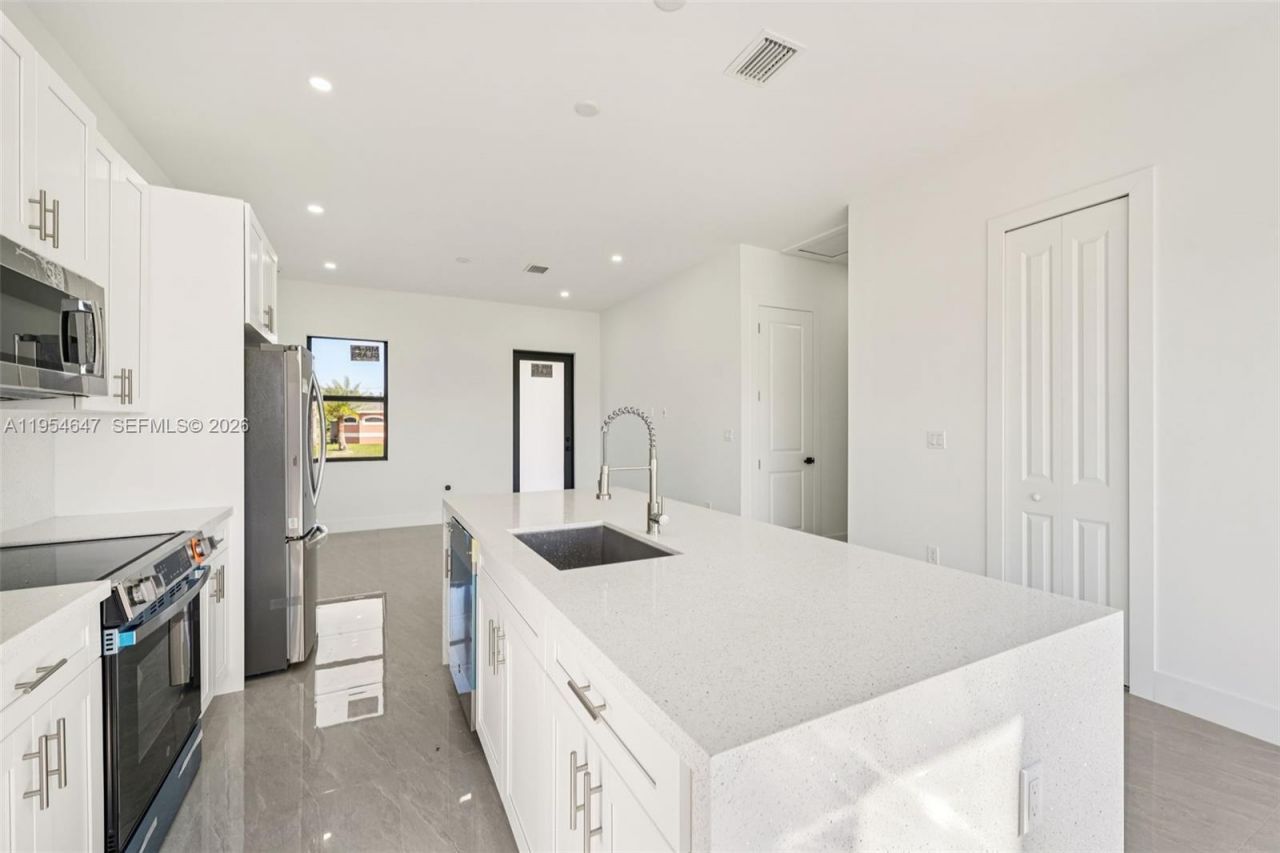 4402 E 19th St, Lehigh Acres, FL 33972 Photo