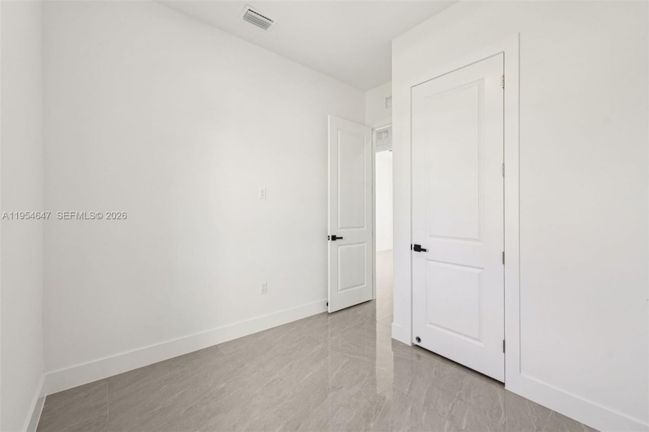 4402 E 19th St, Lehigh Acres, FL 33972 Photo