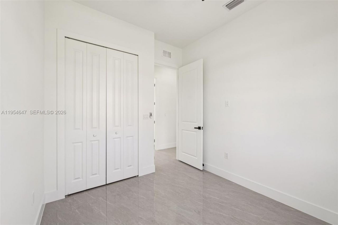 4402 E 19th St, Lehigh Acres, FL 33972 Photo