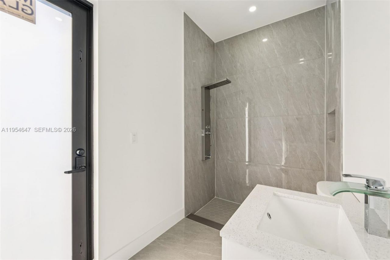 4402 E 19th St, Lehigh Acres, FL 33972 Photo