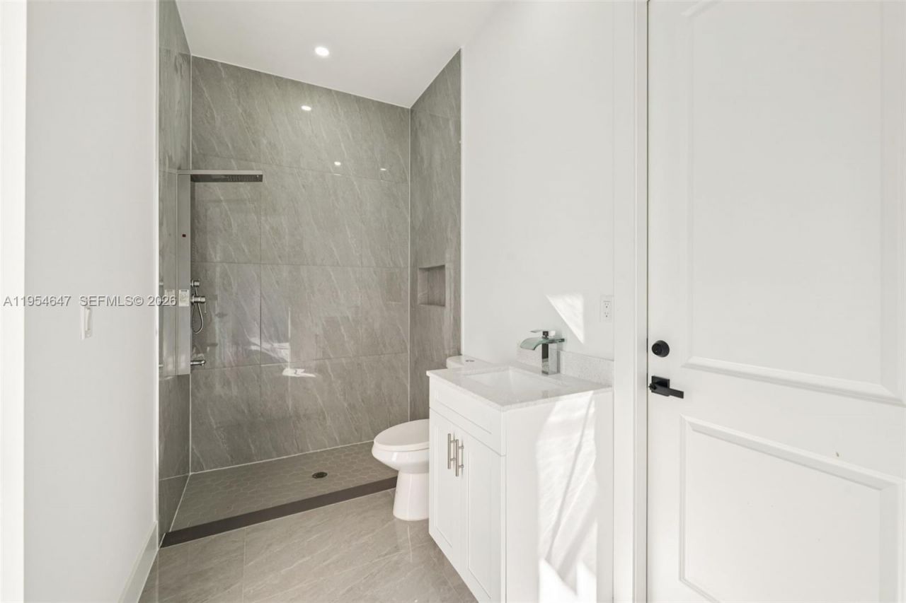 4402 E 19th St, Lehigh Acres, FL 33972 Photo