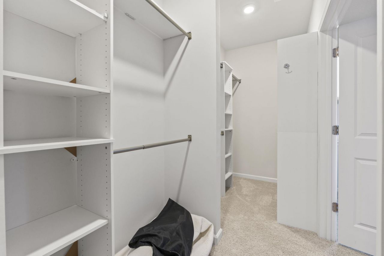 560 Pier Ct. Photo 14