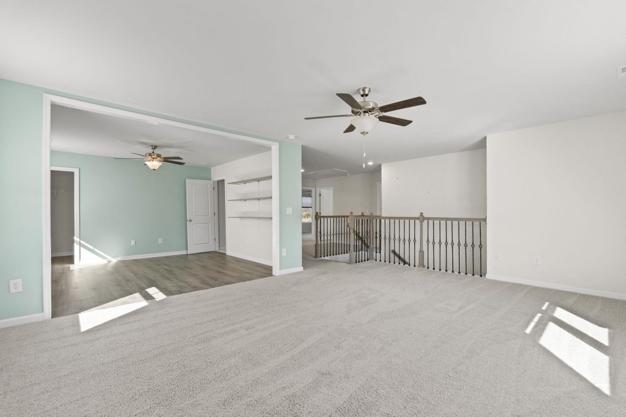 560 Pier Ct. Photo 18