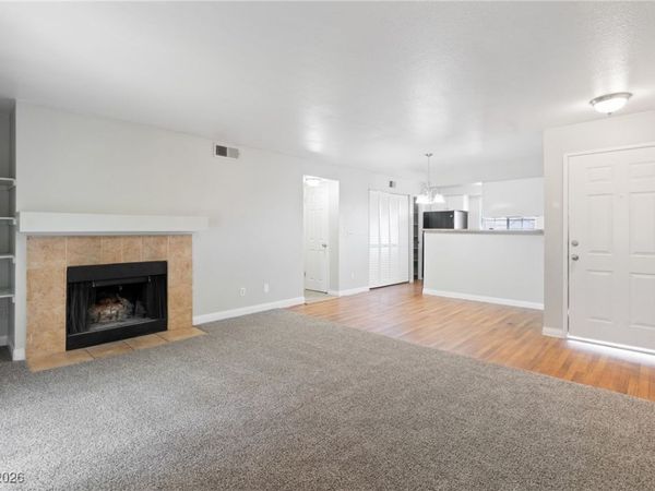 2750 S Durango Drive , Unit 2061, Las Vegas, NV 89117