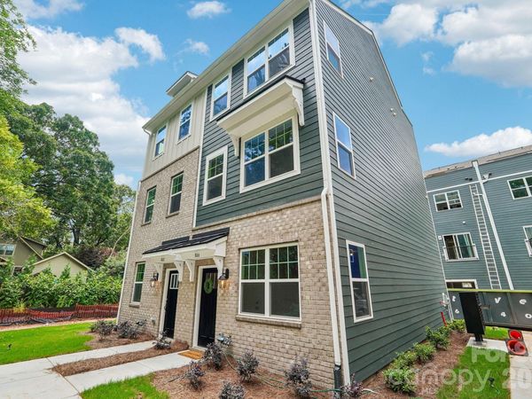 806 Hammers Lane, Charlotte, NC 28205