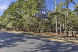 202 Brickwell Ln. photo 4