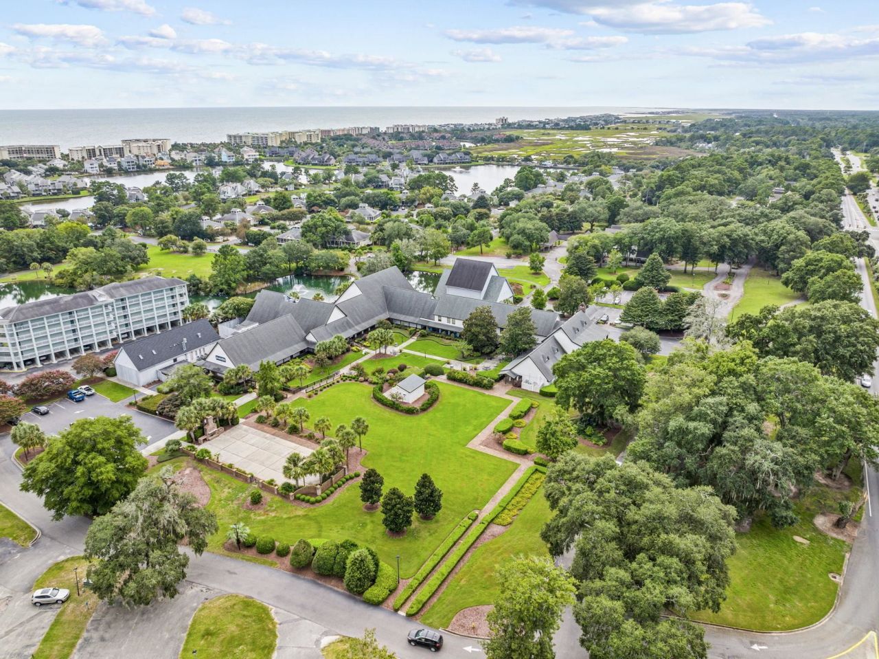 202 Brickwell Ln. Photo 35