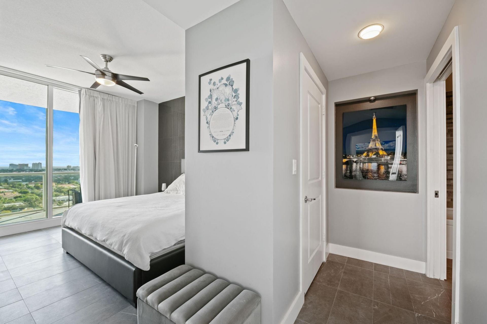 315 NE 3rd Avenue, Unit 1907, Fort Lauderdale, FL 33301 Photo