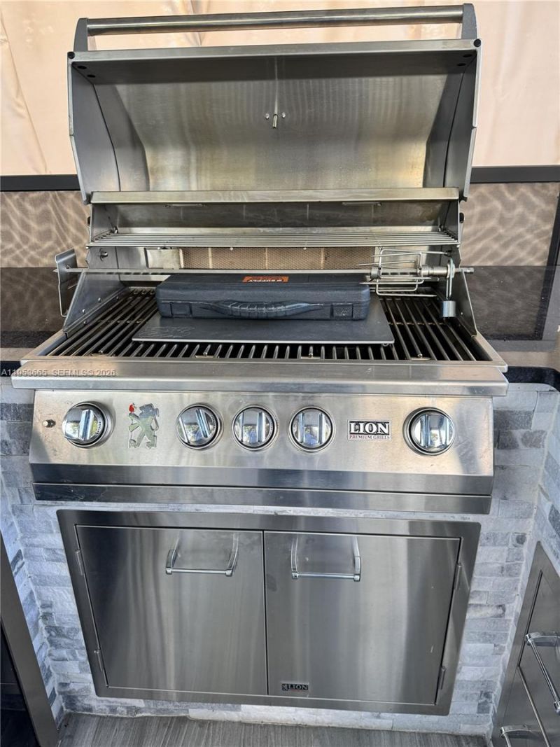 10394 Fairway Heights Blvd , Miami, FL 33157 Photo