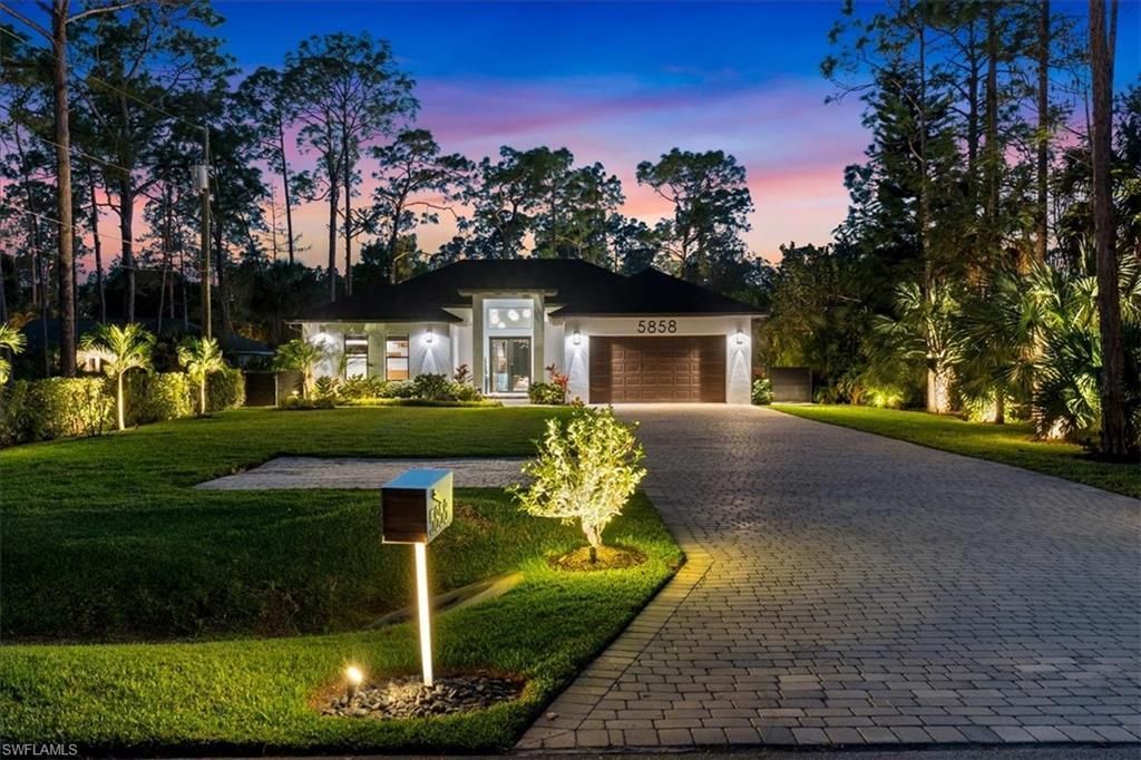 5858 Star Grass Ln, Naples, FL 34116 Photo