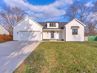 22664 Colgate Street, Farmington Hills, MI 48336