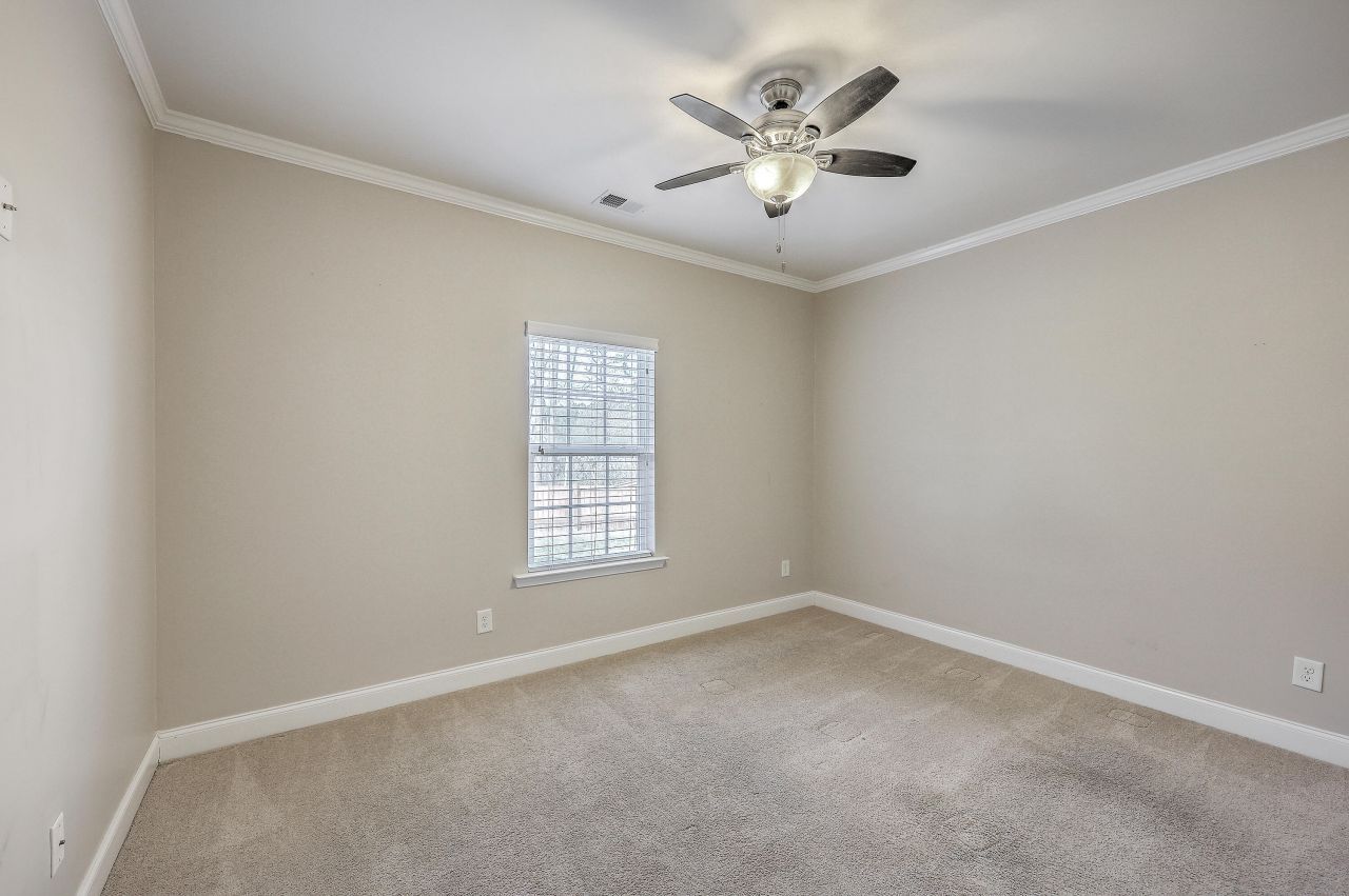 226 Lindera Preserve Boulevard Photo 31