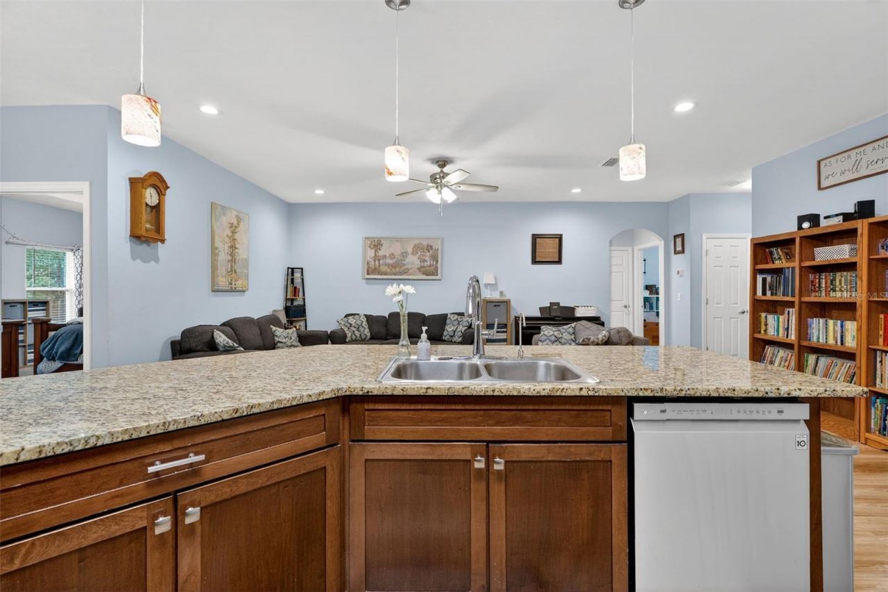 30 Deer Trail Circle, Bronson, FL 32621 Photo