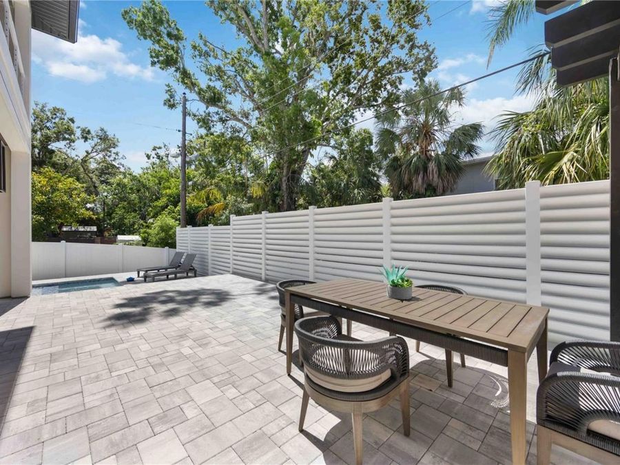 Property Image 79