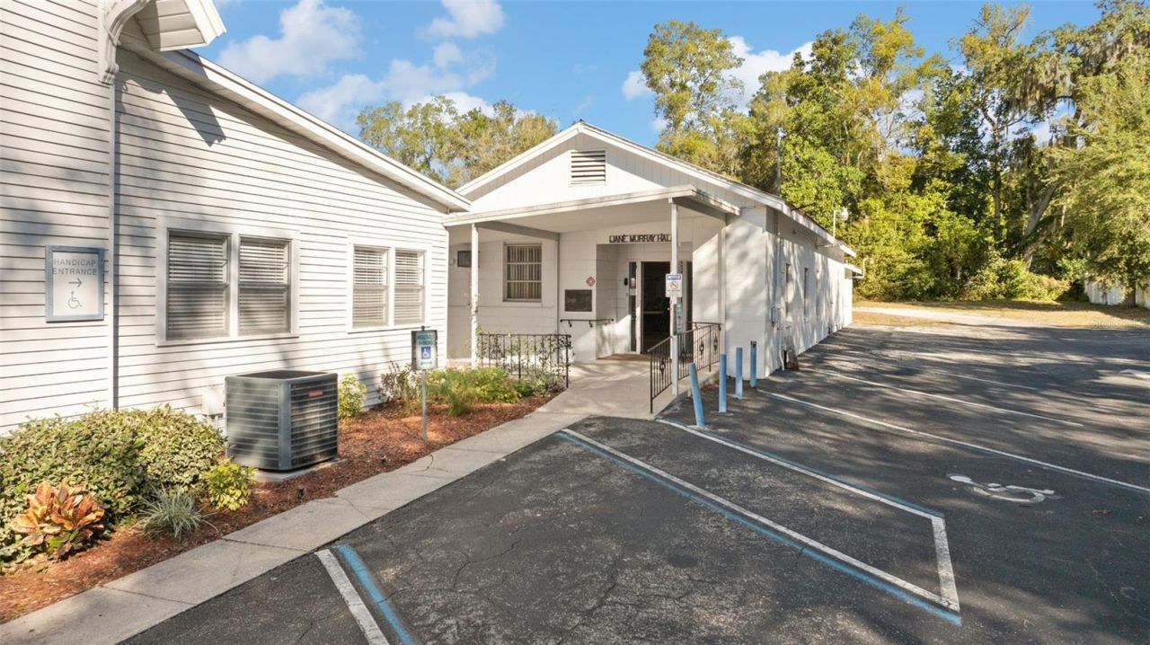 201 W University Avenue, Orange City, FL 32763 Photo