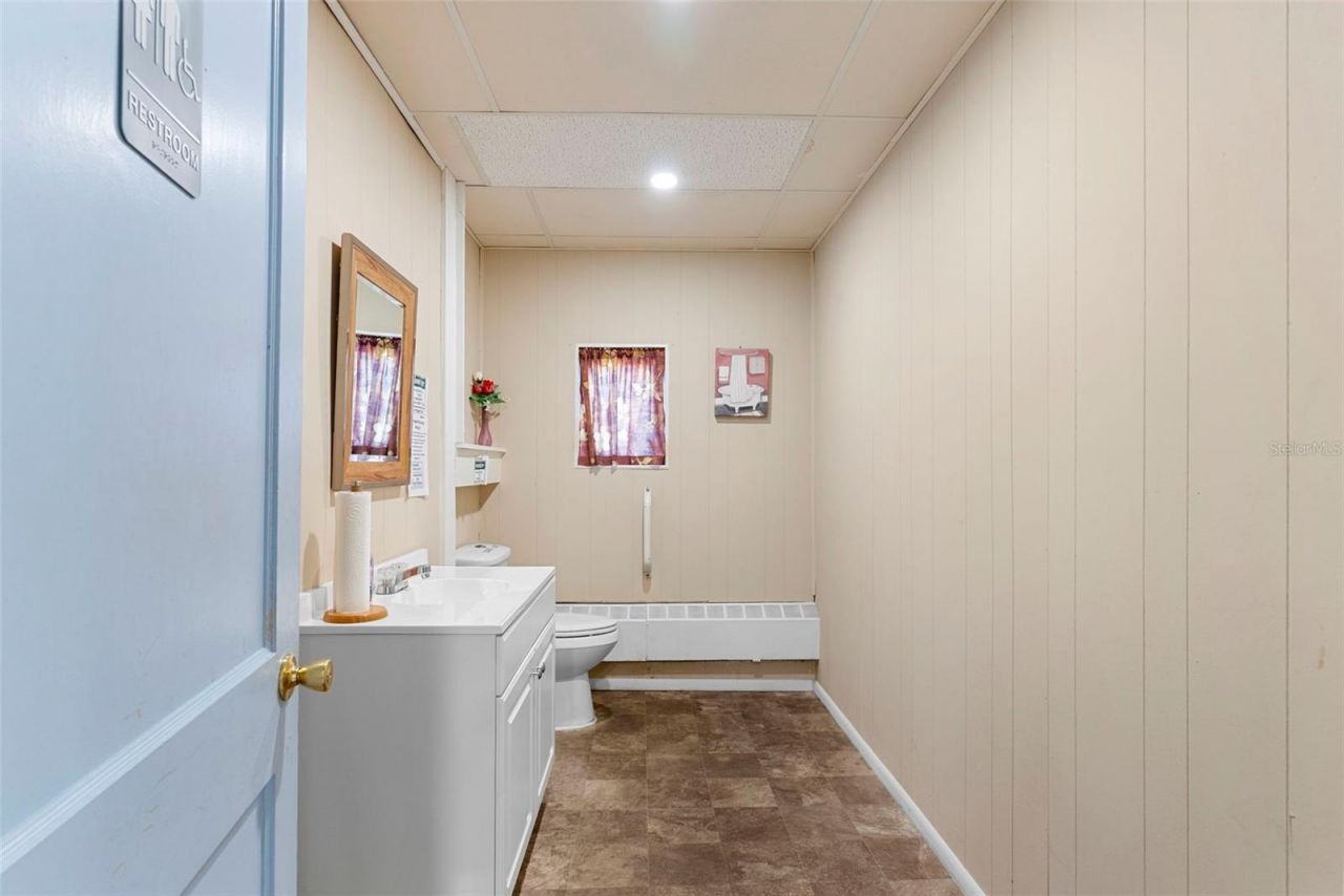 201 W University Avenue, Orange City, FL 32763 Photo