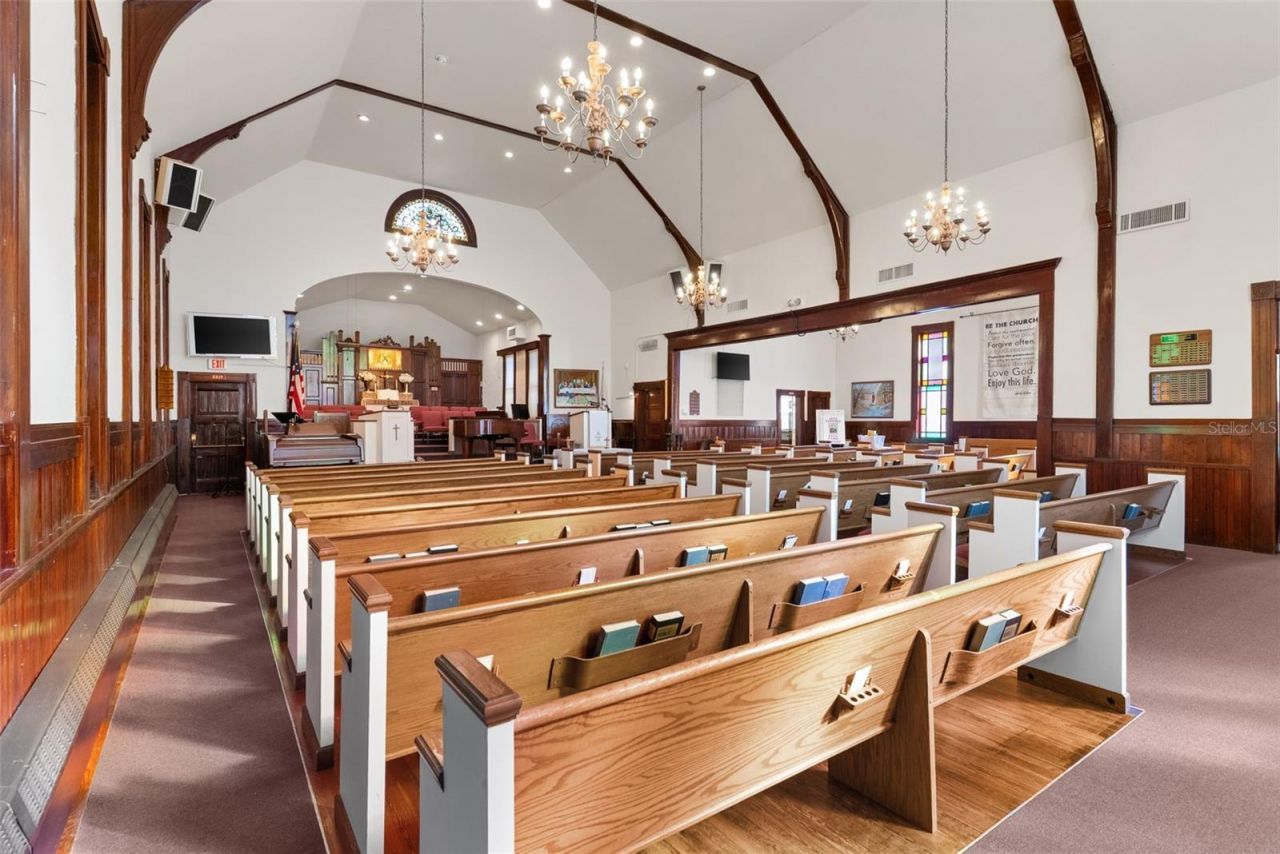 201 W University Avenue, Orange City, FL 32763 Photo