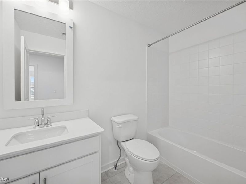 5085 Shepherds Glen, Willoughby, OH 44094 Photo 11