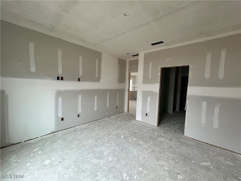 5085 Shepherds Glen, Willoughby, OH 44094 Photo 9