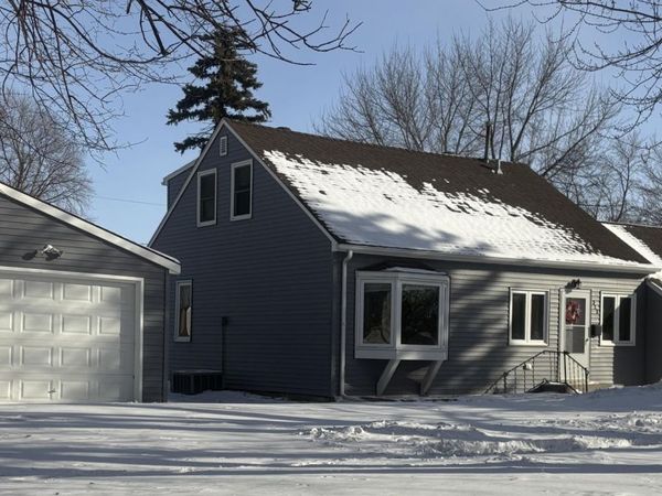 322 7th Street S, Breckenridge, MN 56520
