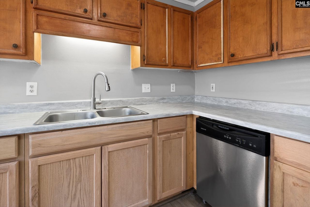 116 Huntwood Trail Photo 16