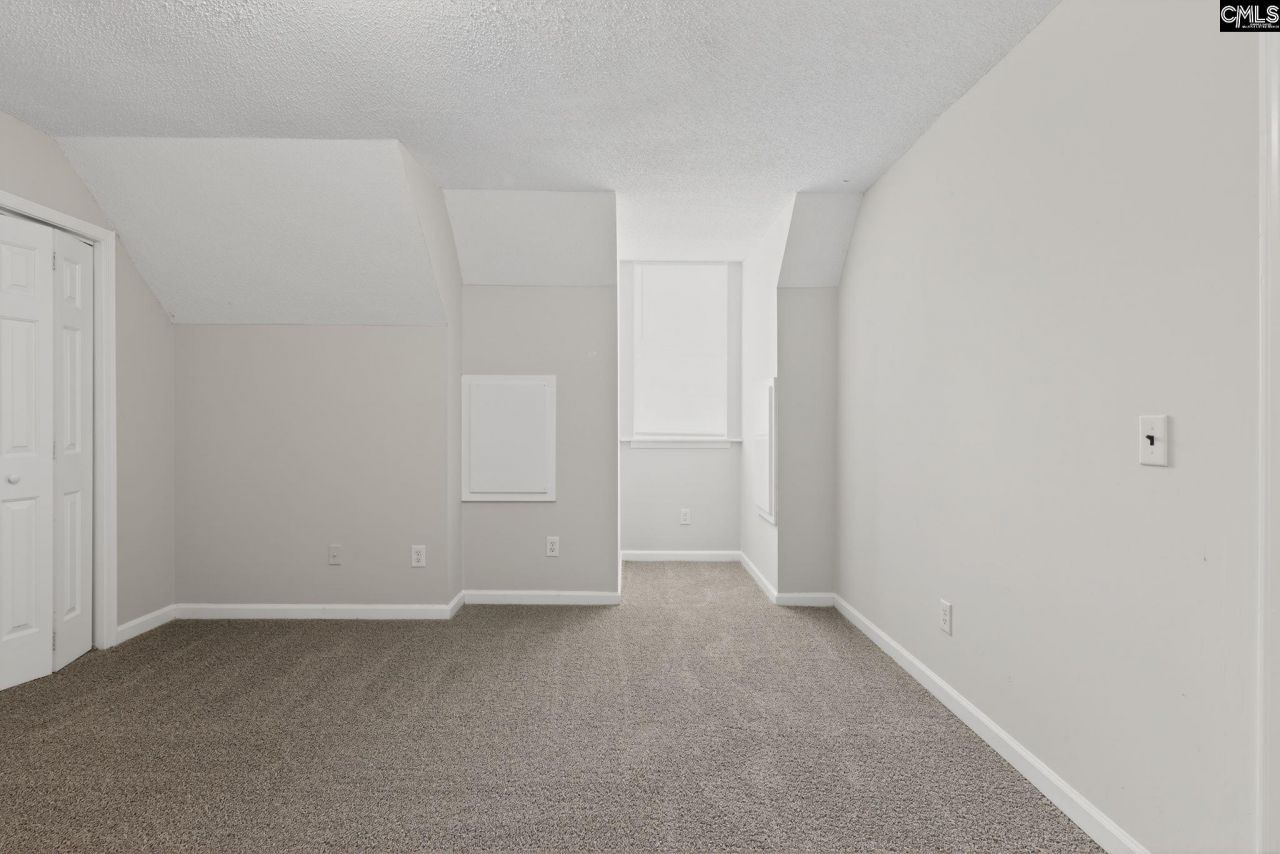 116 Huntwood Trail Photo 36