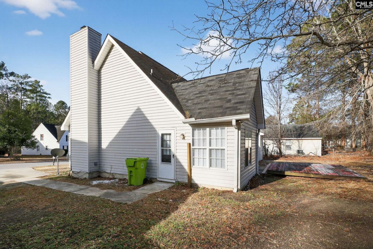 116 Huntwood Trail Photo 4