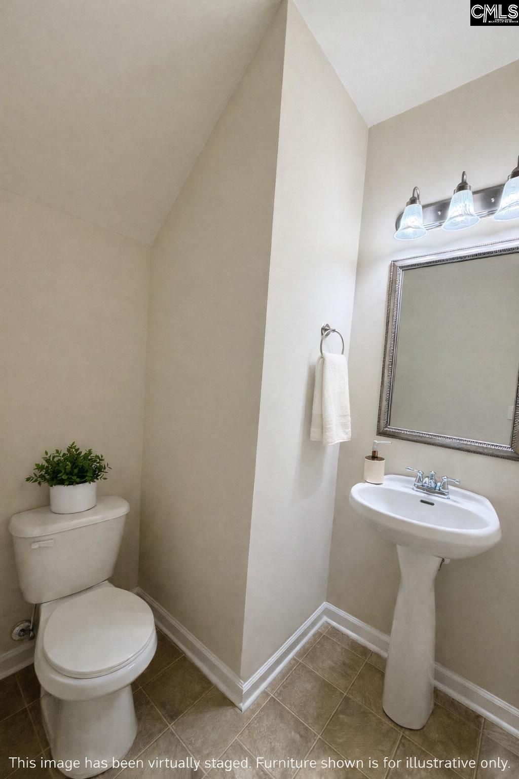 213 Favorite Court Photo 8