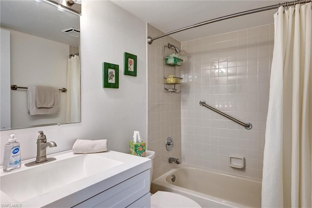 15000 Arbor Lakes Dr E, Unit 2, North Fort Myers, FL 33917 Photo