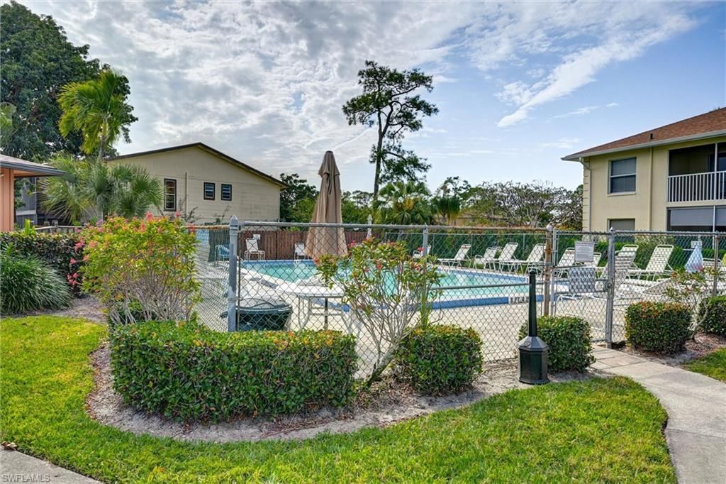 15000 Arbor Lakes Dr E, Unit 2, North Fort Myers, FL 33917 Photo