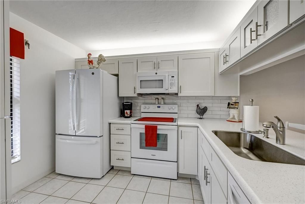 15000 Arbor Lakes Dr E, Unit 2, North Fort Myers, FL 33917 Photo