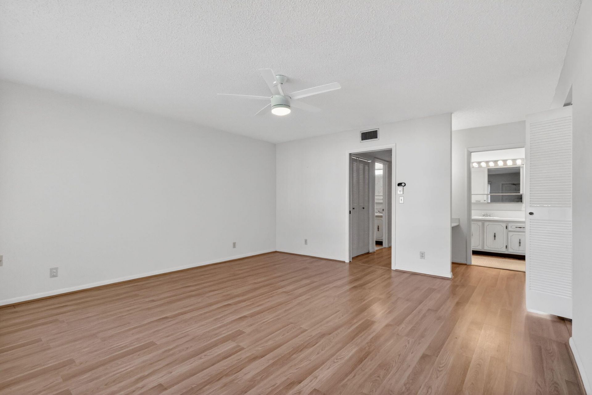 5091 Lakefront Boulevard, Unit C, Delray Beach, FL 33484 Photo