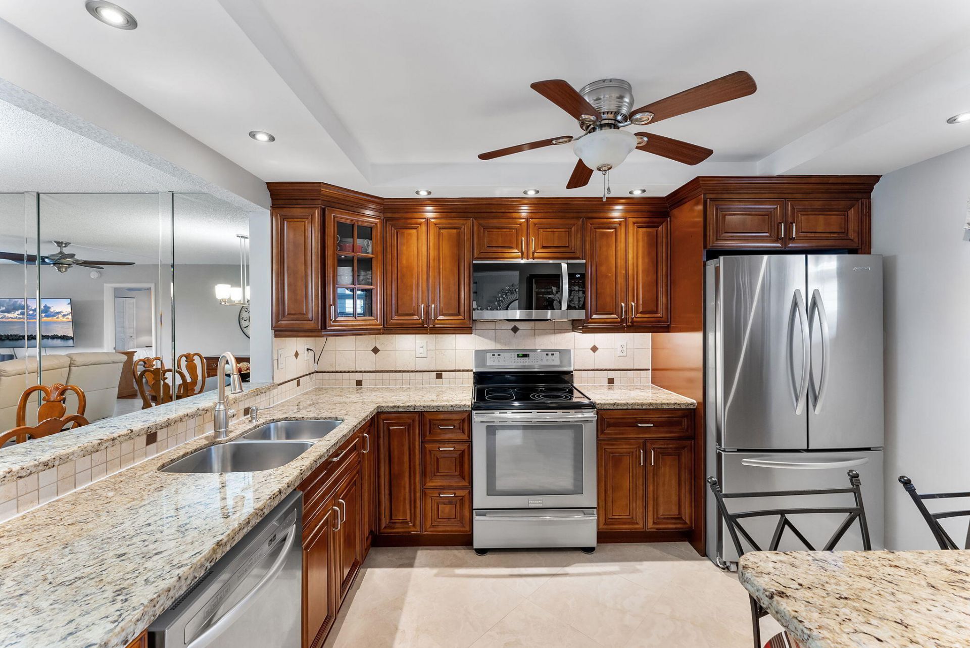 3930 Inverrary Boulevard, Unit 505-D, Lauderhill, FL 33319 Photo