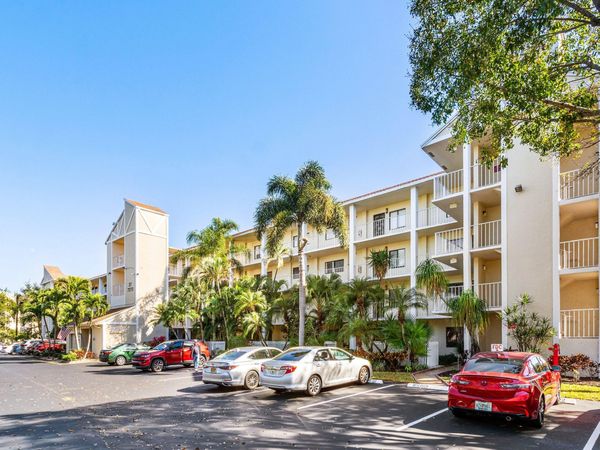 7270 Ashford Place, Unit 107, Delray Beach, FL 33446