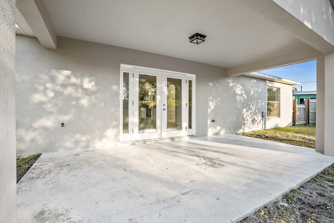 1382 SE Concha Street, Port Saint Lucie, FL 34983 Photo