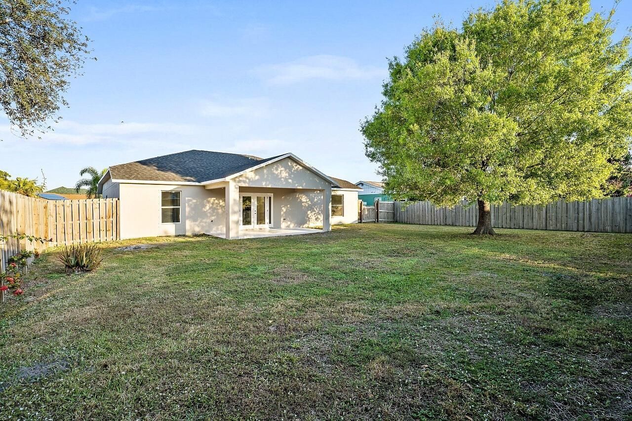 1382 SE Concha Street, Port Saint Lucie, FL 34983 Photo